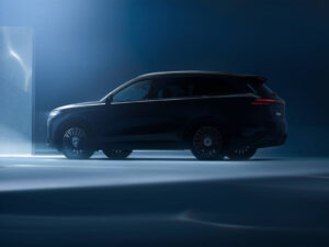 Chery fotoda Rusiya bazarı üçün yeni modeli nümayiş etdirib