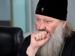 Kiyev qubernatoru Peçersk Lavra məhkəmədən xəstəxanaya göndərilib