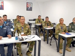 Özbəkistanlı hərbçilər Azərbaycanda PUA kursunda iştirak edirlər