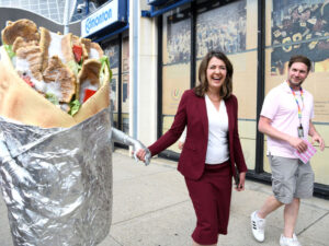 Türkiyə və Almaniya dönərə görə məhkəməyə başlayıb