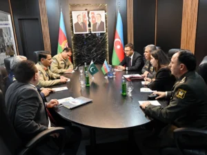 Azərbaycan ilə Pakistan arasında hərbi əməkdaşlığın inkişaf perspektivləri müzakirə edilib