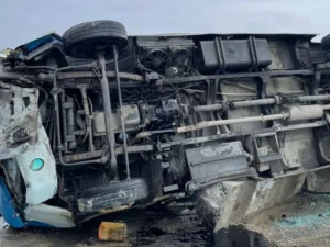 Şuşada mikroavtobus aşdı: Çox sayda xəsarət alan var