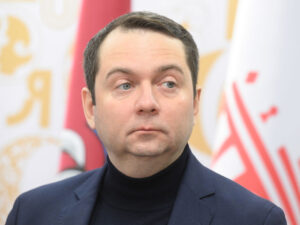 Qubernator Çibis qarnından bıçaqlayan adamın cəzasını qiymətləndirir