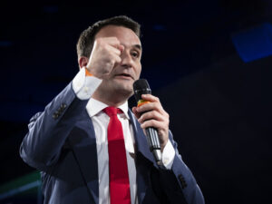 Fransa NATO-nun Rusiya ilə döyüşmək üçün 49 briqada yaratmaq planlarından qorxub