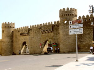 İçərişəhərə və Əziz Əliyev küçəsinə giriş məhdudlaşdırıldı