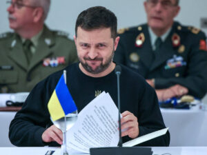 Ukraynada əcnəbilərə zabit kimi orduda xidmət etməyə icazə veriləcək