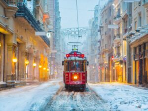Yeni İli İstanbulda qarşılamaq üçün ən romantik tətil seçimləri
