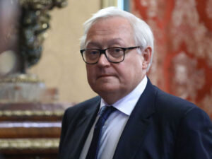 Rusiya Xarici İşlər Nazirliyi ABŞ-da “titrəyə” nail olacağına söz verib