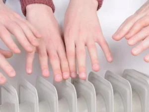 Bu gündən yaşayış binalarına stiliyin verilməsinə başlanır