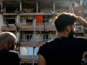 İsrail Cənubi Livanın sakinlərini evlərinə qayıtmamağa çağırır