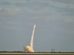 ABŞ orta mənzilli hipersəs raketini sınaqdan keçirib