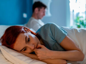 Psixoloq zorakılıq qurbanlarının niyə tez-tez susduğunu izah etdi