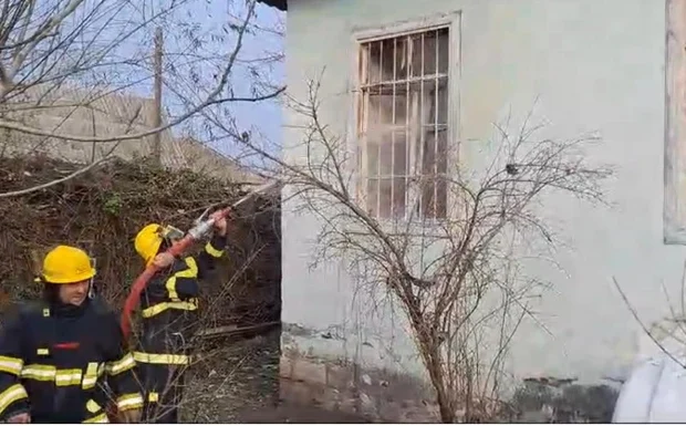 Ağdaşda fərdi yaşayış evində yanğın olub Ağdaşda fərdi yaşayış evində yanğın olub