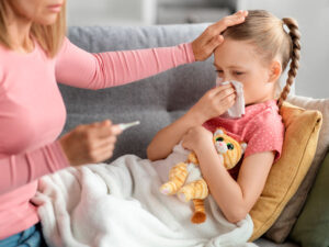 Valideynlərə uşaqlarda pnevmoniyanı qripdən necə ayırd etmək izah edilib