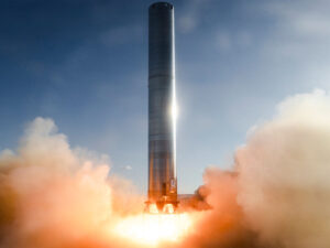 Alimlər SpaceX-in raket sürətləndiricisinin təhlükəsini açıqlayıblar