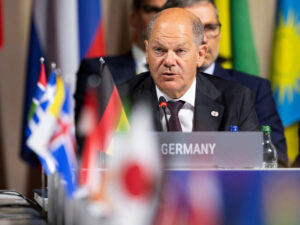 Almaniyada ukraynalı qaçqınlar üçün administrasiya yarana bilər