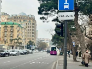 Bakının mərkəzi küçələrinin birində hərəkətin təşkilində dəyişiklik edildi