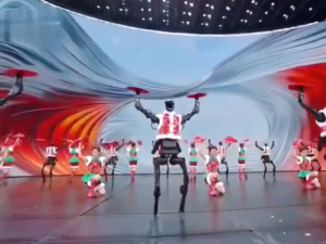 Çin Yeni ili şənliklərində robotlar rəqs edib