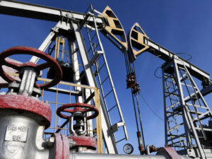 Britaniya dünyanın əsas neft limanlarına təhlükə barədə xəbərdarlıq edib