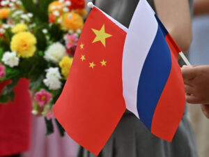 Çin Rusiya ilə əməkdaşlığı gücləndirmək istəyir