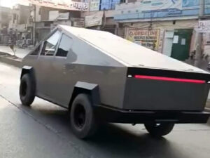 Tesla Cybertruck-un ucuz nüsxəsi Pakistanda hazırlanıb