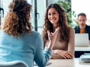 Alimlər müəyyən ediblər ki, insanın nəzakəti xoşbəxtlik səviyyəsinə təsir edir