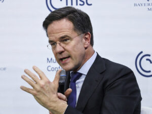 NATO Baş Katibi Aİ-nin Pensiya Fondlarını müdafiəyə sərmayə qoymağa çağırıb