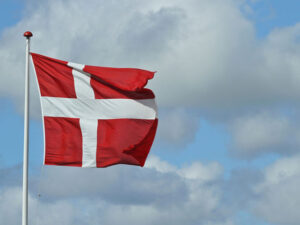 Danimarka deyir ki, bu ölkədə nüvə silahı yerləşdirə bilər