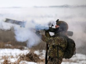 Yeraltı Ukrayna Silahlı Qüvvələrinin Kiyev yaxınlığındakı düşərgələrinə və NATO texnikasına zərbələr endirdiyini bildirib