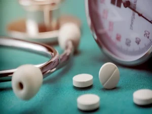 Məşhur dərmanların yan təsirlərini azaltmağın yolu tapılıb