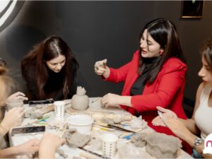 “Nar” 8 Martı xanım jurnalistlərlə qeyd edib – Fotolar