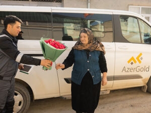 “AzerGold” şəhid analarını ziyarət etdi – Fotolar