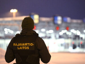 Finlandiya Rusiya ilə sərhəddə mina sahələri yaratmaqda şübhəli bilinir