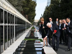 Almaniya prezidenti Şəhidlər xiyabanını ziyarət edib