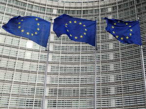 Media: Aİ Rusiyanın enerji resurslarından imtina etdikdən sonra 1 trilyon avrodan çox itirdi