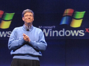 Bill Qeyts bütün sərvətini xeyriyyəçilik üçün xərcləyəcəyini açıqlayıb