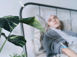 Xərçəngin müalicəsini çətinləşdirən gizli faktor adlandırıldı