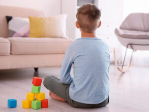 Alimlər cinsiyyətin autizmin inkişafına təsir edib-etmədiyini öyrəniblər