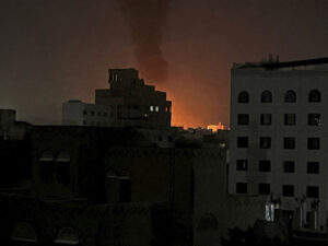 Yəmənin paytaxtında güclü partlayışlar baş verib