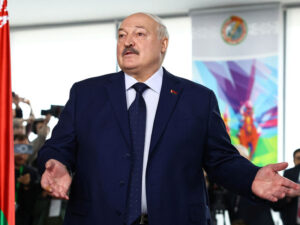 Lukaşenko Belarusda görünməmiş mal-qara itkisini açıqladı