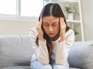 Həkim “təhlükəli” və “normal” başgicəllənməni necə ayırd etməyi izah edib