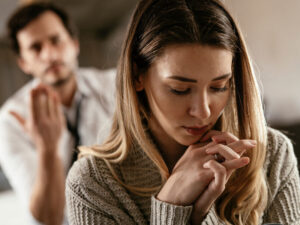 Psixoloq sevginin keçdiyini və bir vərdişə çevrildiyini necə başa düşməyi izah etdi