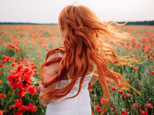 Saçların uzanmasına kömək edən məhsulların adı verilib