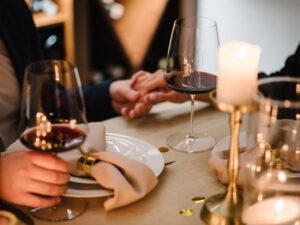 Moskva vilayətində bir qadın görüşə gələrək quldurluğun qurbanı olub