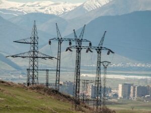 İki azyaşlı Ermənistan sakini azaraq Azərbaycan ərazisinə keçib?