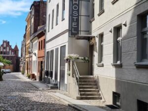 Hostellərə müşahidə kamerası qoyulacaq