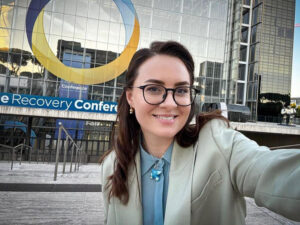 Ukraynanın baş naziri ölkədəki etirazlara görə Yaponiyaya səfərini ləğv edəcək