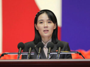 Kim Çen Inın bacısı Şimali-Cənubi Koreya münasibətləri ilə bağlı açıqlama verib