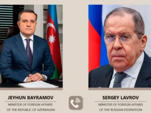 Ceyhun Bayramov ilə Sergey Lavrov regional və beynəlxalq təhlükəsizlik məsələlərini müzakirə ediblər
