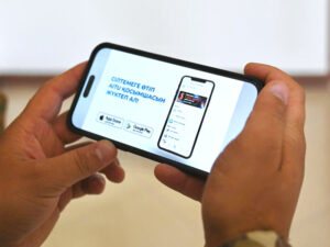 Qazaxıstan ordusu tamamilə daxili messencerə keçəcək